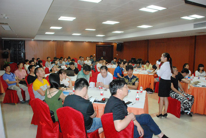 “智營銷 ? 新成長”——百度推廣企業(yè)英才計(jì)劃交流會報道